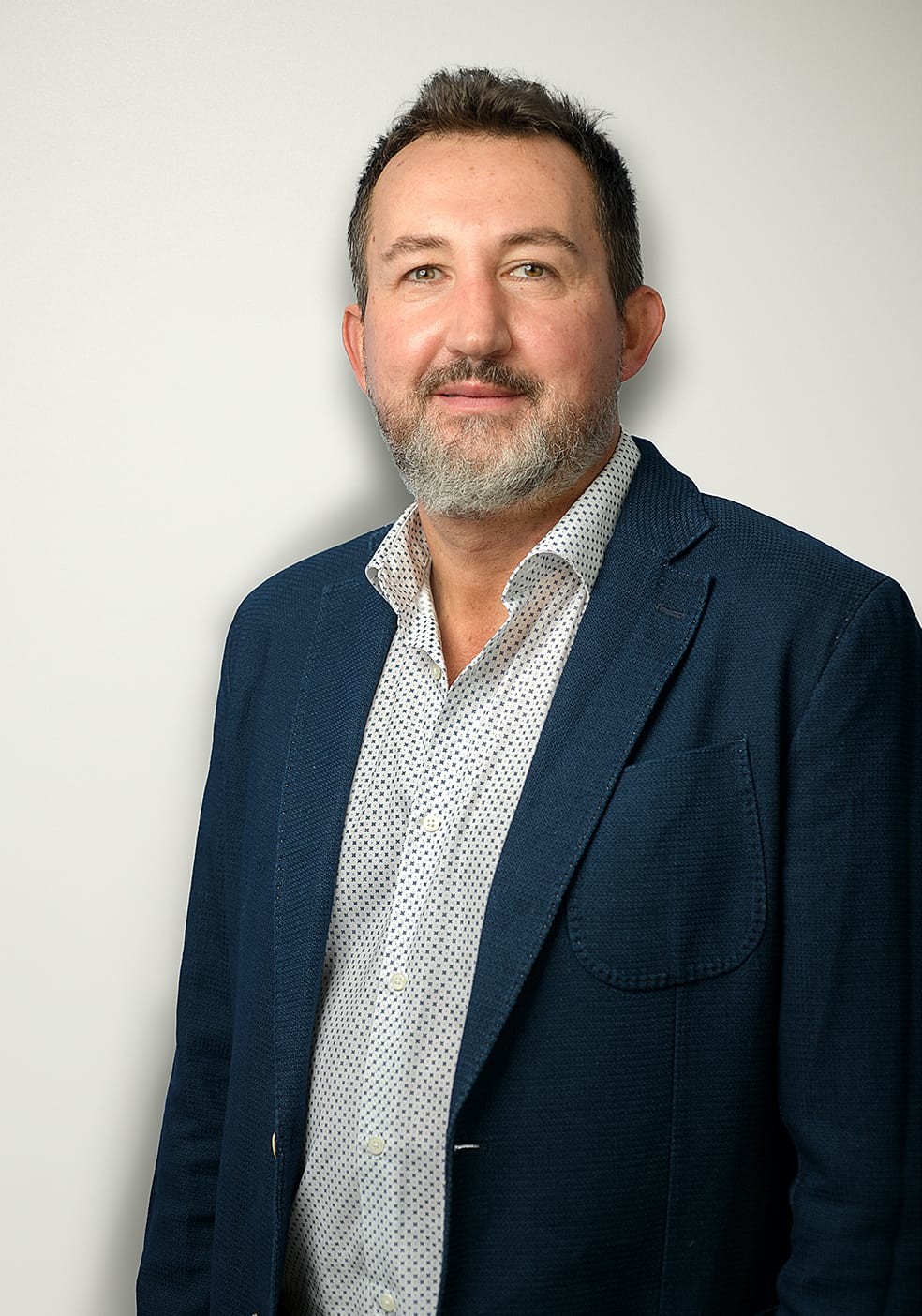 Manu Quiros.